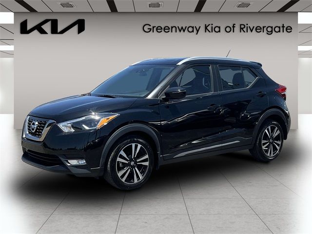 2019 Nissan Kicks SR