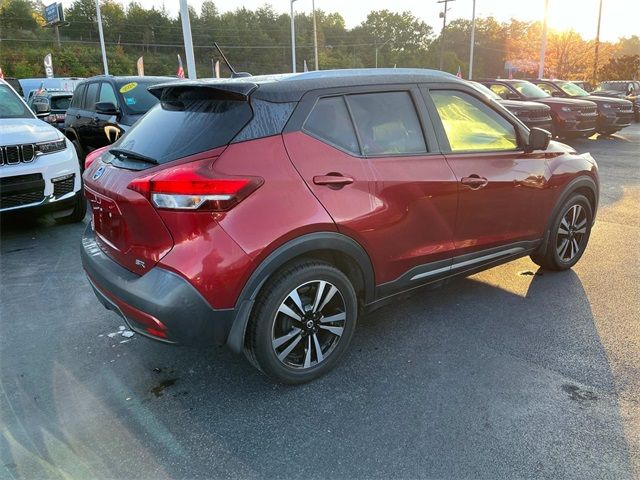 2019 Nissan Kicks SR