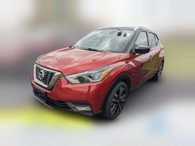 2019 Nissan Kicks SR