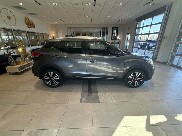 2019 Nissan Kicks SR