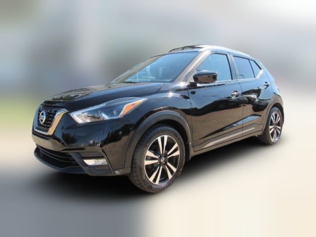 2019 Nissan Kicks SR