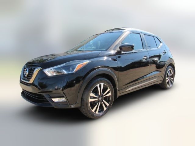 2019 Nissan Kicks SR