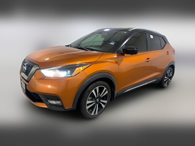 2019 Nissan Kicks SR