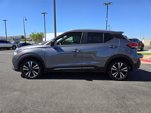 2019 Nissan Kicks SR