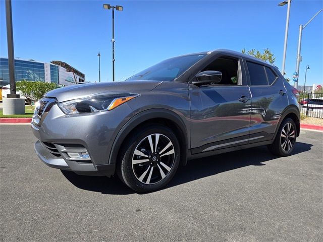 2019 Nissan Kicks SR