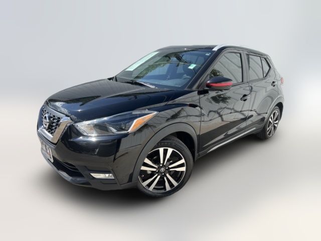 2019 Nissan Kicks SR