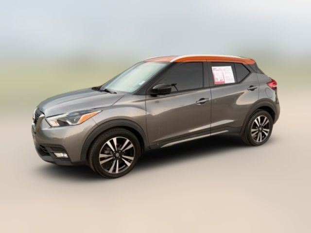 2019 Nissan Kicks SR