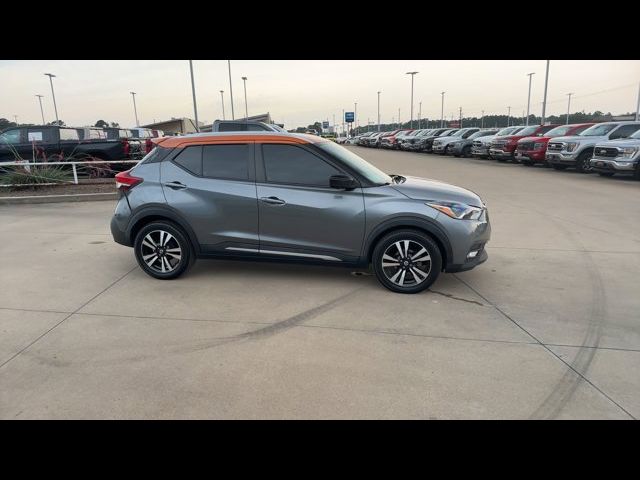 2019 Nissan Kicks SR
