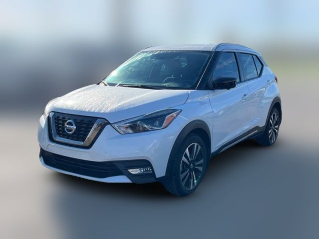 2019 Nissan Kicks SR