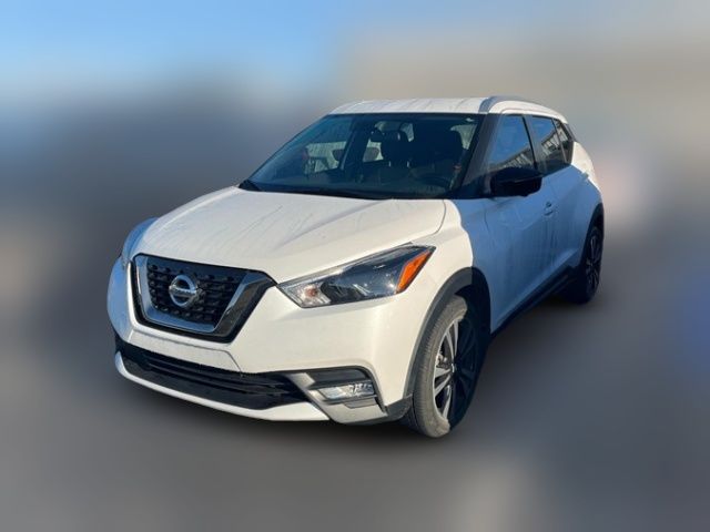 2019 Nissan Kicks SR