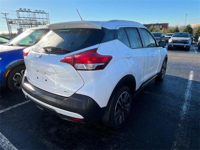 2019 Nissan Kicks SR