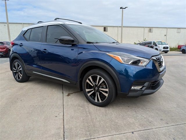 2019 Nissan Kicks SR