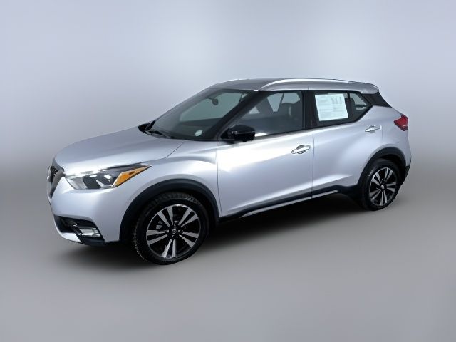 2019 Nissan Kicks SR