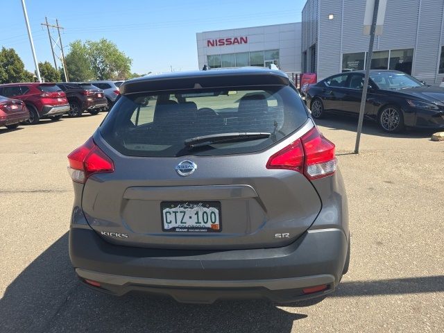 2019 Nissan Kicks SR