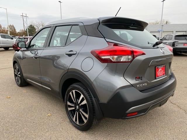 2019 Nissan Kicks SR