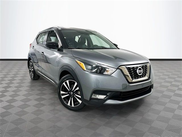 2019 Nissan Kicks SR