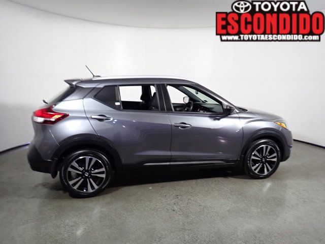 2019 Nissan Kicks SR