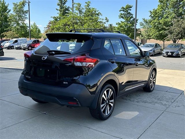 2019 Nissan Kicks SR