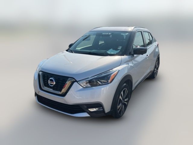 2019 Nissan Kicks SR