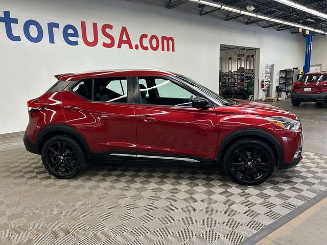 2019 Nissan Kicks SR
