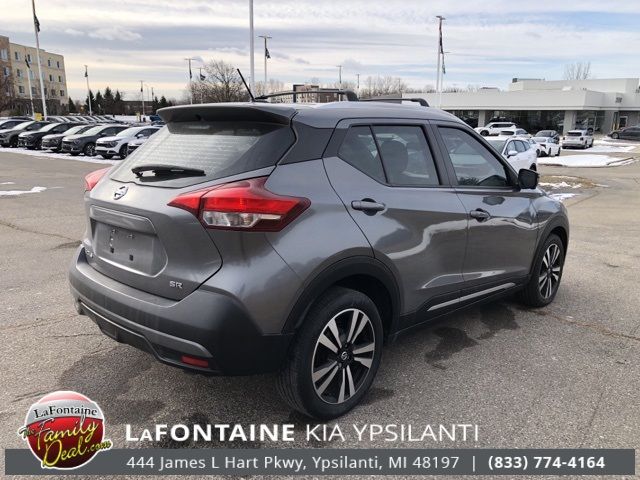 2019 Nissan Kicks SR