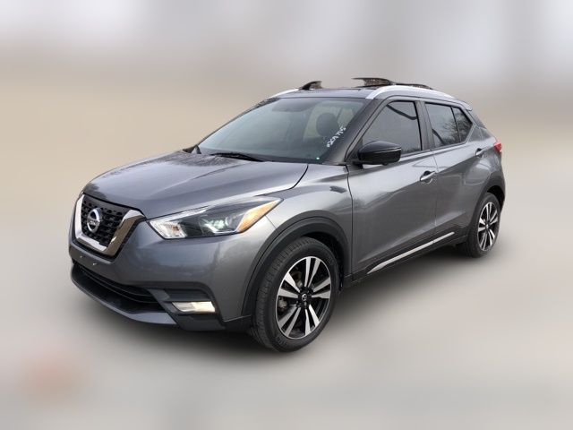 2019 Nissan Kicks SR