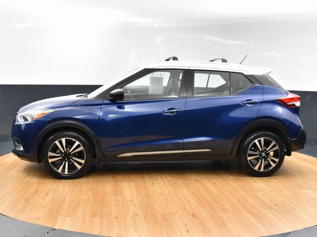 2019 Nissan Kicks SR