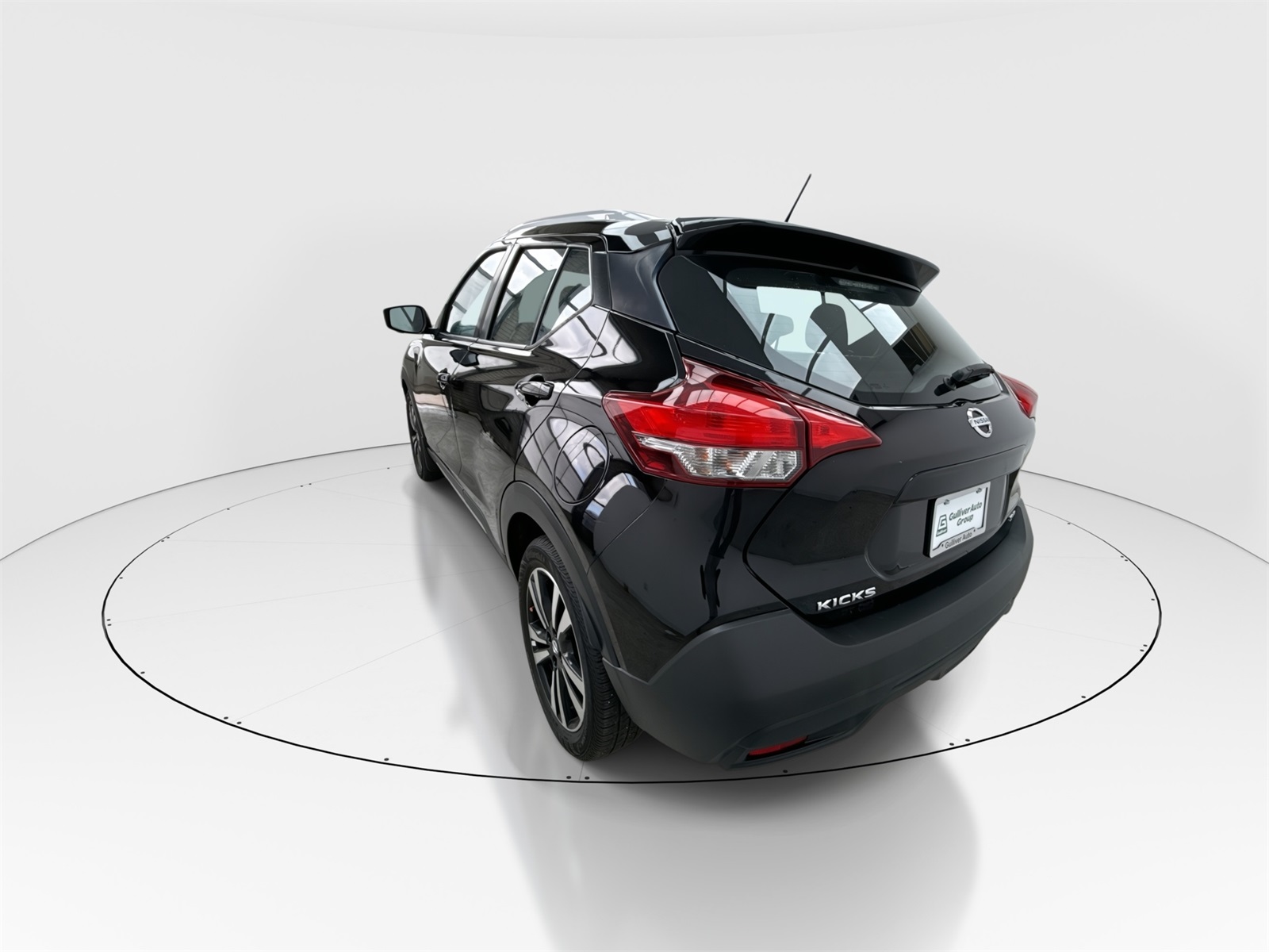 Used 2019 Nissan Kicks SR For Sale in Plano, TX | Capital One Auto ...