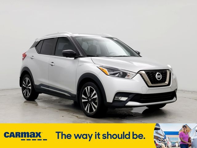 2019 Nissan Kicks SR