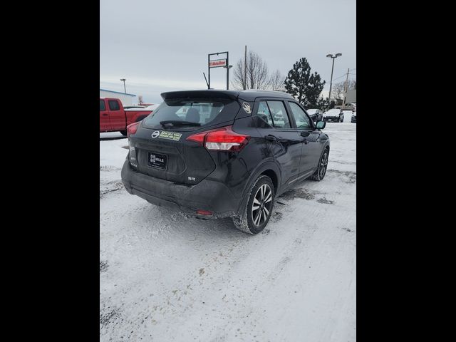 2019 Nissan Kicks SR