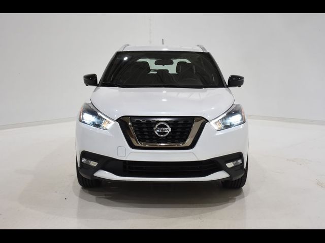 2019 Nissan Kicks SR