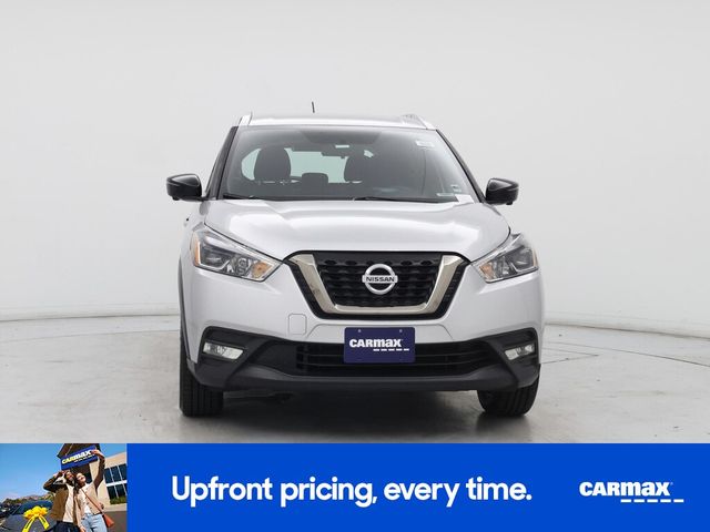 2019 Nissan Kicks SR
