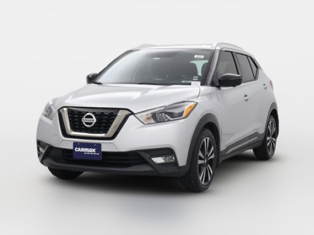 2019 Nissan Kicks SR