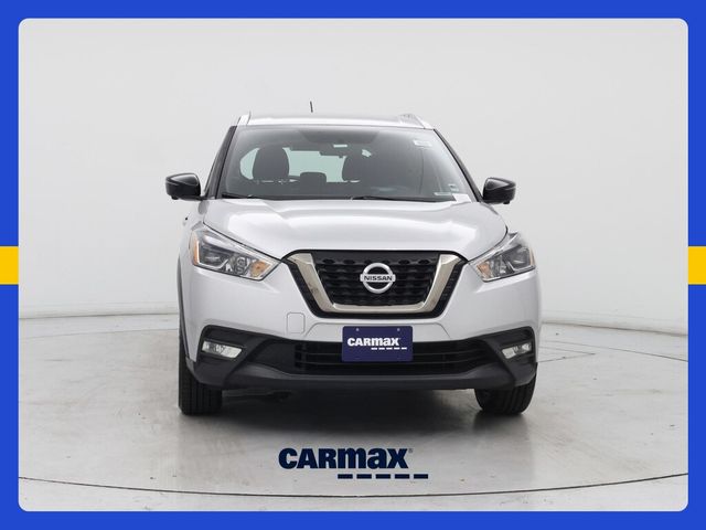 2019 Nissan Kicks SR
