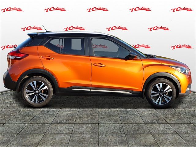 2019 Nissan Kicks SR