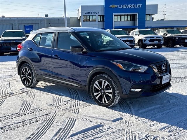 2019 Nissan Kicks SR