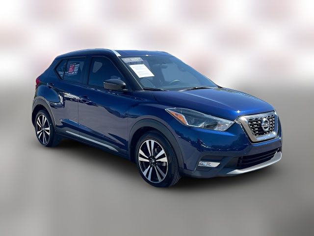 2019 Nissan Kicks SR