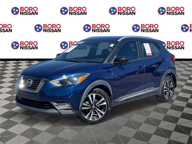 2019 Nissan Kicks SR