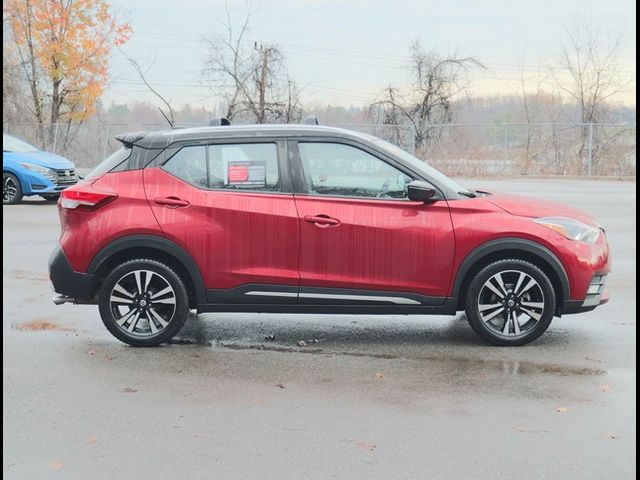 2019 Nissan Kicks SR