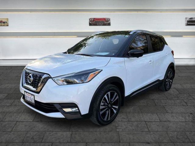2019 Nissan Kicks SR