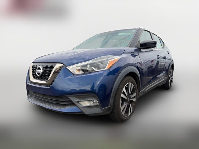 2019 Nissan Kicks SR