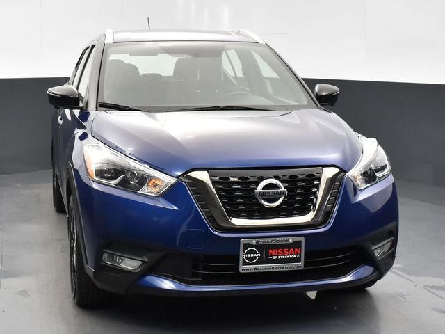 2019 Nissan Kicks SR