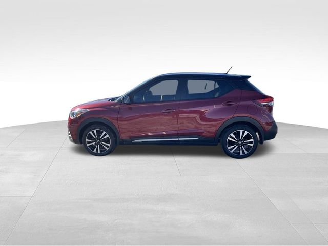 2019 Nissan Kicks SR