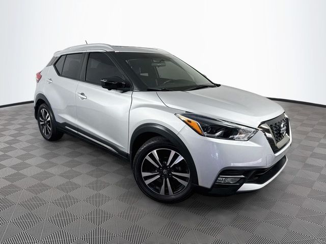 2019 Nissan Kicks SR