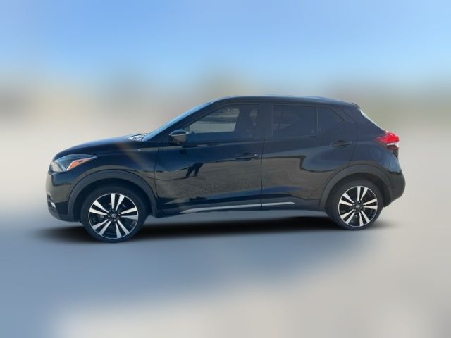 2019 Nissan Kicks SR