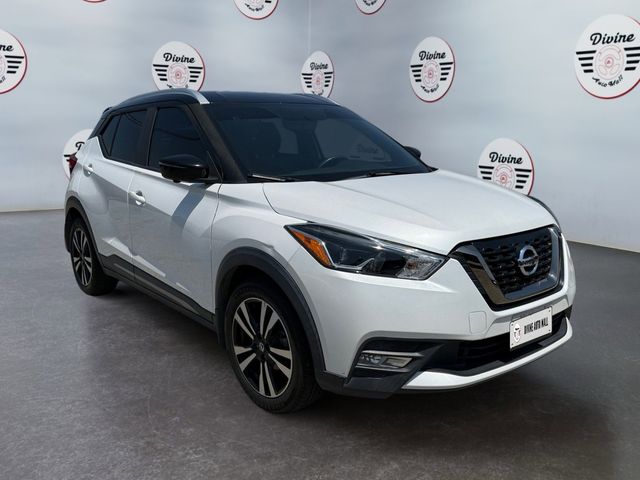 2019 Nissan Kicks SR