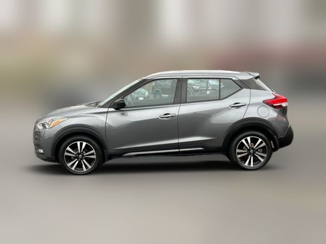 2019 Nissan Kicks SR