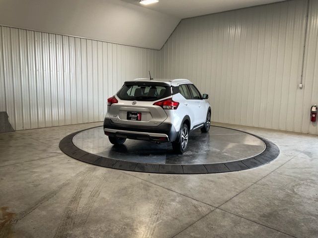 2019 Nissan Kicks SR