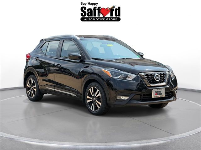 2019 Nissan Kicks SR