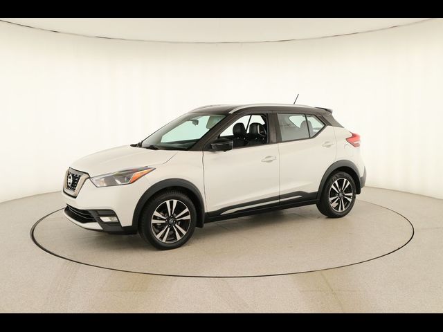 2019 Nissan Kicks SR